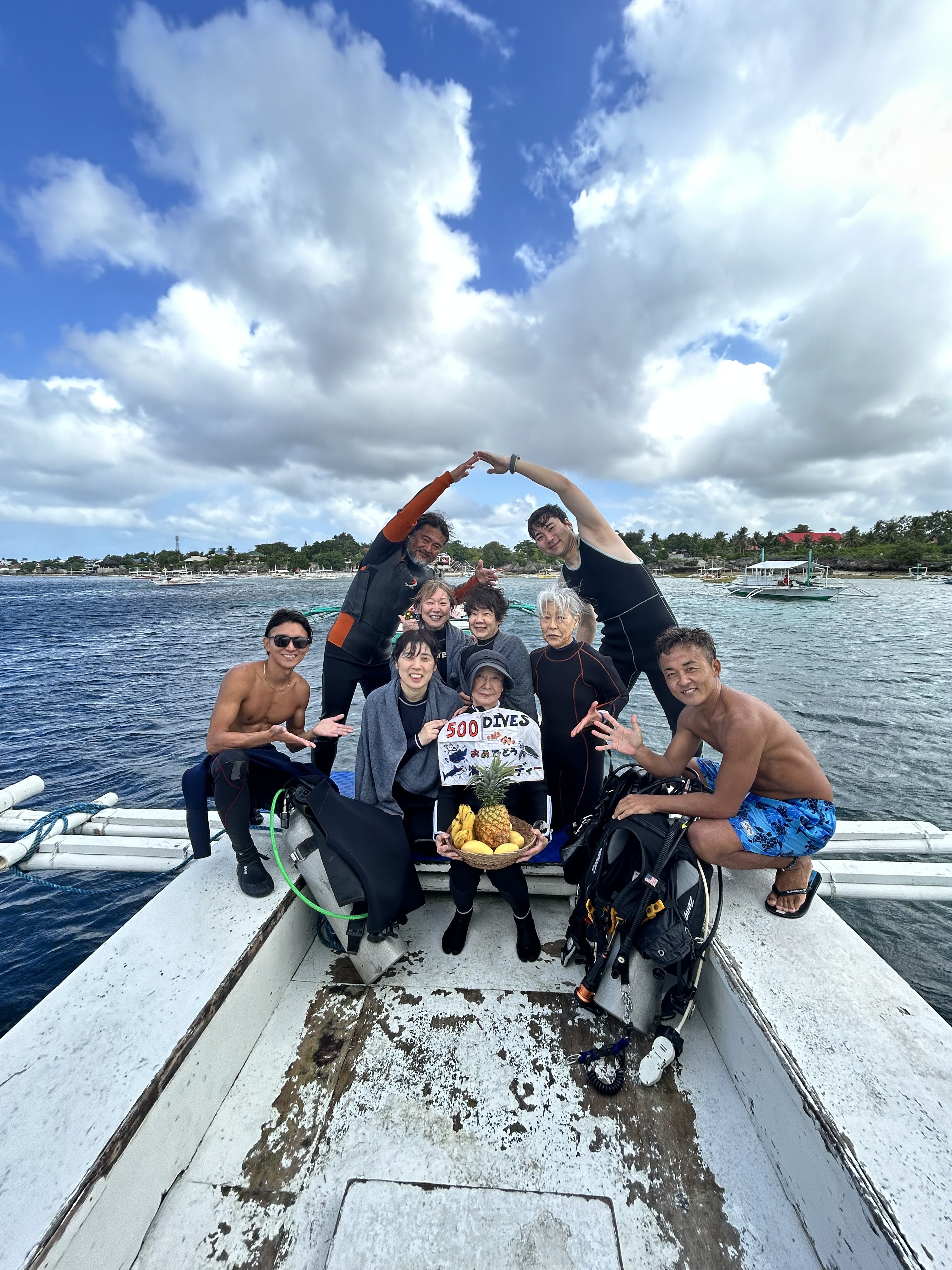 マンジュウイシモチ